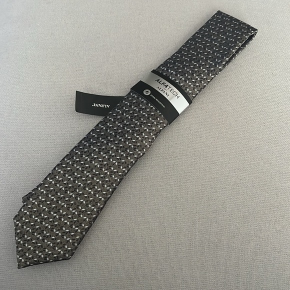 ALFANI Thornton Mini Neck Tie in Taupe, Style 1AFC22-1039 New w/Tag - Picture 7 of 8